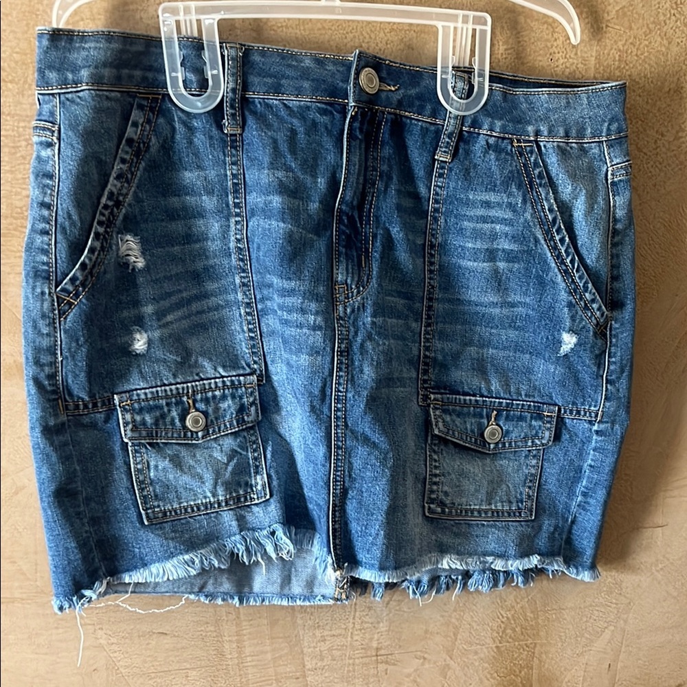 Size 17 Distressed Denim Mini Skirt Preloved